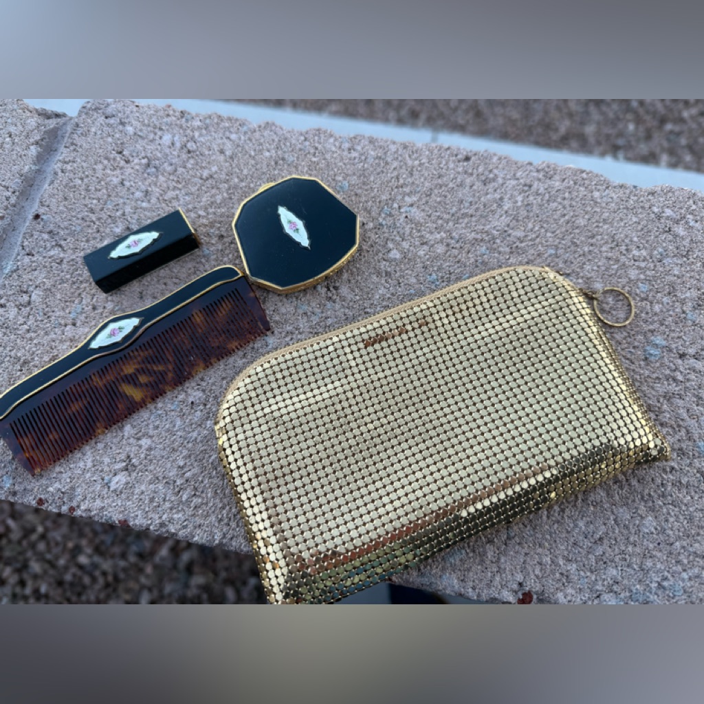 Whiting & Davis Vintage Gold Mesh Clutch & Black Enamel Vanity Set | Art Deco Ro
